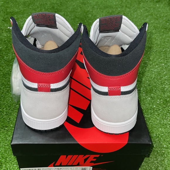 Air Jordan 1 Retro Smoke Grey🆕 - Picture 10 of 14